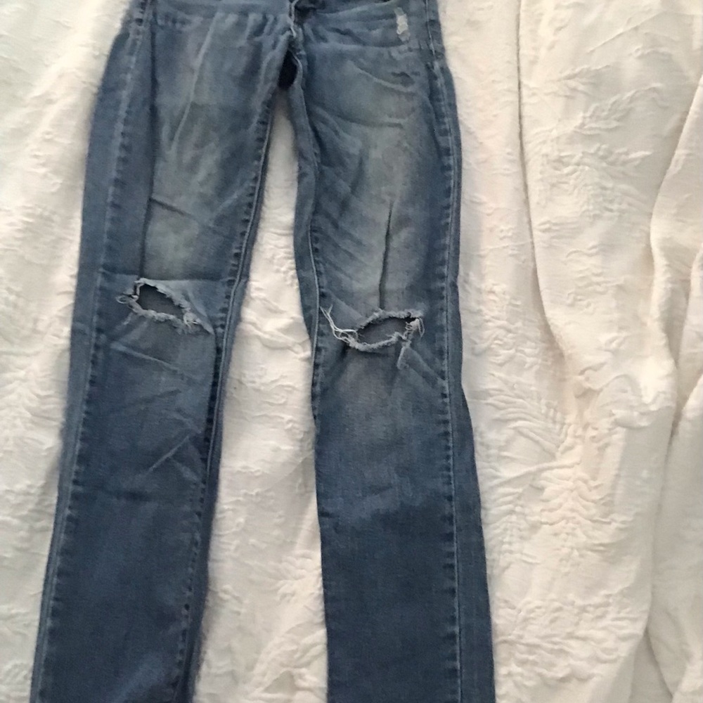 Distressed Straight Leg Jean